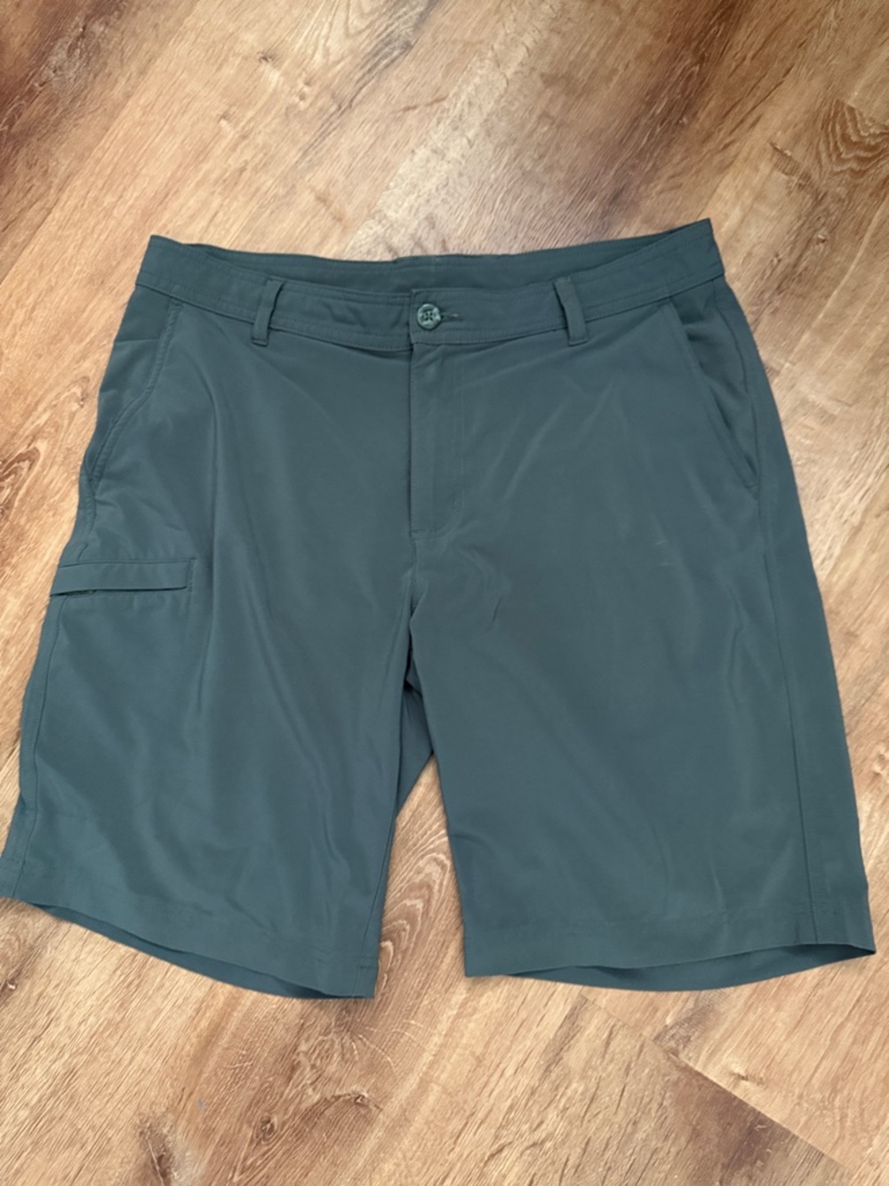 Columbia PFG shorts
